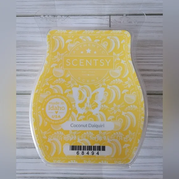Scentsy Bar in Coconut Daiquiri - Picture 1 of 2
